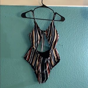 Striped One-Piece💙